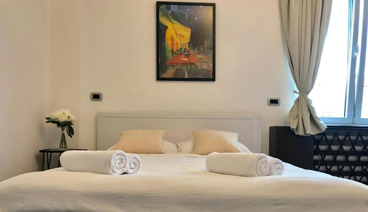 Studio Apartment With A View Of Ban Jelacic Square Zagabria Esterno foto